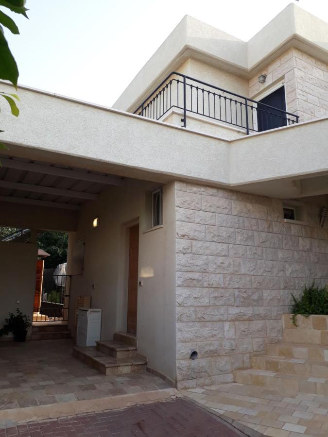 למרפסת La Balcona Apartment Chorazim Luaran gambar